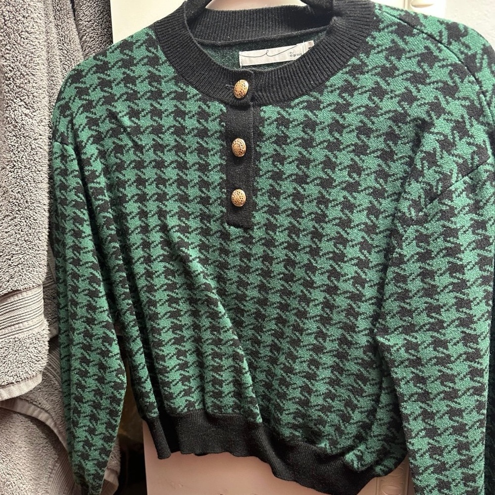 Byegreis Green and Black Houndstooth Sweater